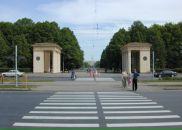 Фотография Шиши Жени